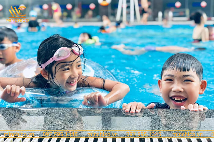 Bể bơi bốn mùa Dragon Pool