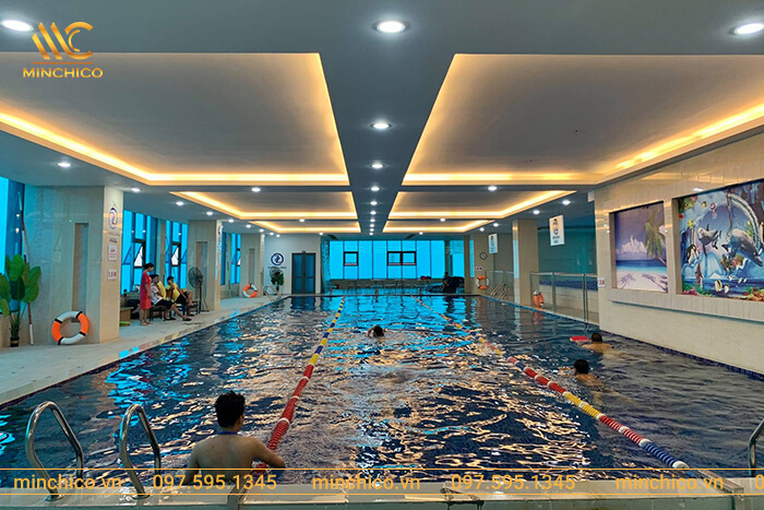 Bể bơi bốn mùa Thăng Long Pool