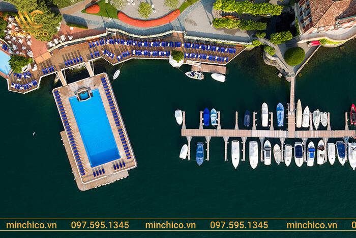 Bể bơi biệt thự D’Este, Lake Como, Italy Bể bơi biệt thự D’Este, Lake Como, Italy