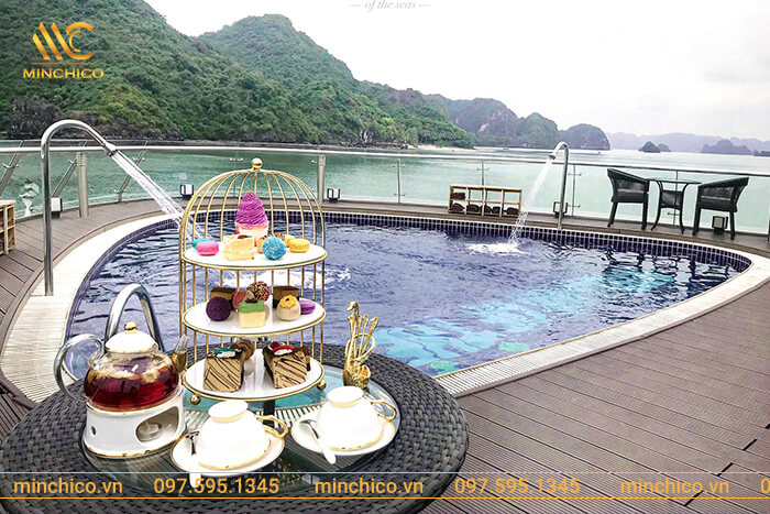 bồn sục du thuyền 5 sao Stellar Of the Sea