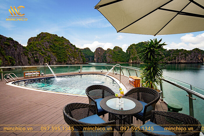 bồn sục du thuyền 5 sao Stellar Of the Sea