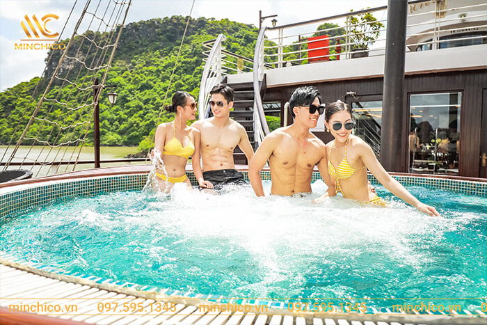 Bồn sục du thuyền Orchid Classic Cruise