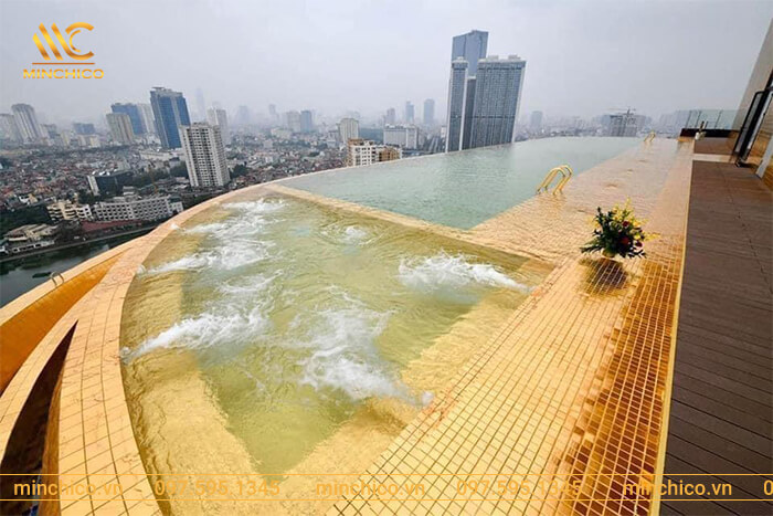 Khách sạn Dolce Hanoi Golden Lake - Bể bơi vô cực siêu chất Khách sạn Dolce Hanoi Golden Lake - Bể bơi vô cực siêu chất