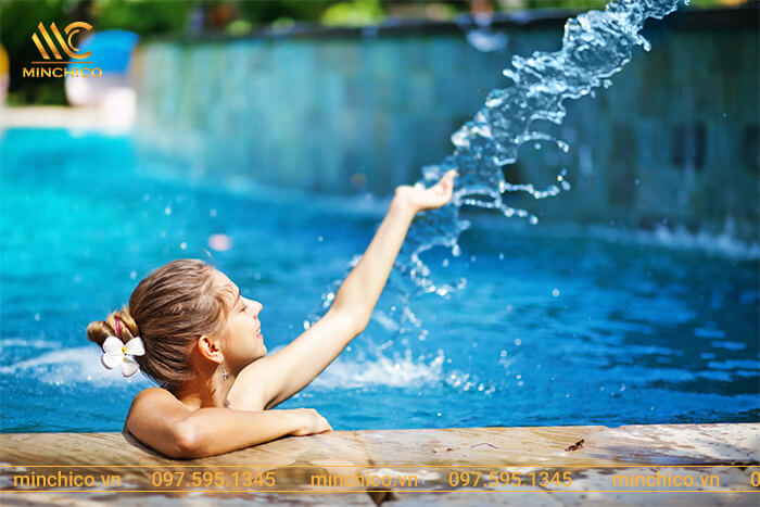 Một vài lời khuyên về thời điểm làm sạch nước bể bơi Một vài lời khuyên về thời điểm làm sạch nước bể bơi