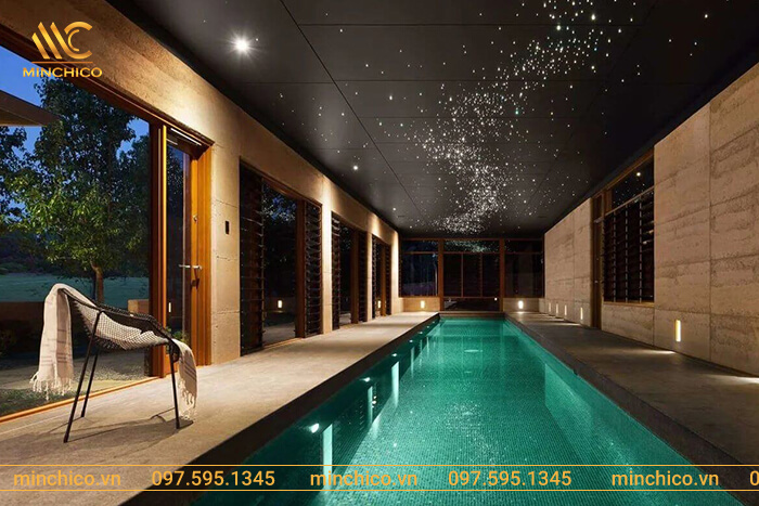 Hồ bơi trong nhà với thiết kế độc đáo, sử dụng đèn LED cho hiệu ứng không gian Hồ bơi trong nhà với thiết kế độc đáo, sử dụng đèn LED cho hiệu ứng không gian
