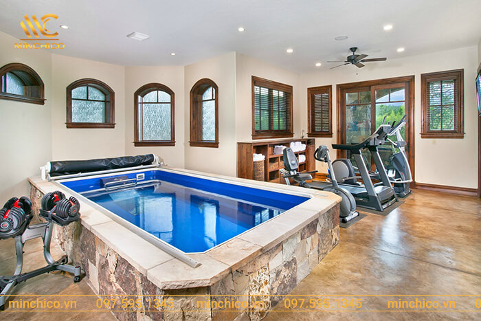 Bể bơi mini trong nhà kết hợp phòng gym Bể bơi mini trong nhà kết hợp phòng gym