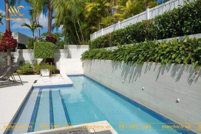 trang trí hồ bơi đẹp theo phong cách thiên nhiên