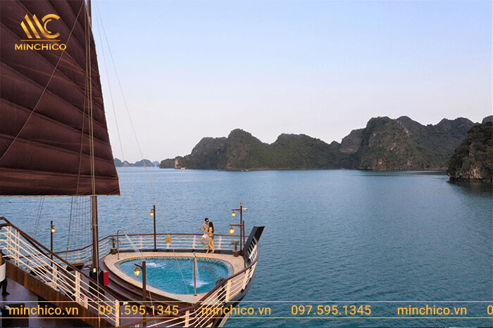 Hồ bơi du thuyền Azalea - Hạ Long, Quảng Ninh