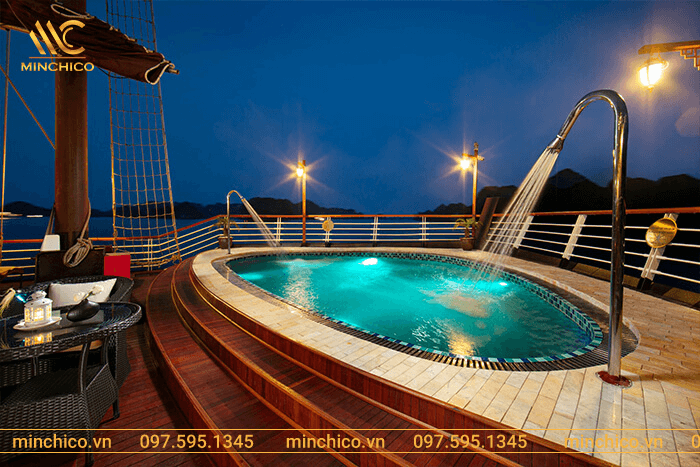 Hồ bơi du thuyền Azalea - Hạ Long, Quảng Ninh