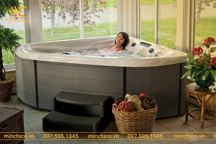 Dịch vu thiết kế thi công bồn tắm sục gia đình trọn gói tại Minchico