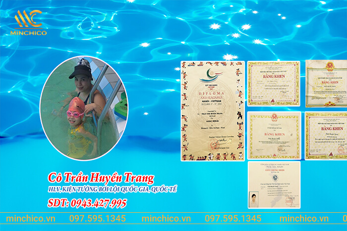 Trung tâm dạy bơi thầy Công - cô Trang