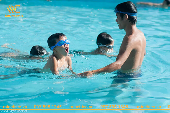 Trung tâm dạy bơi cấp tốc thầy Quang Anh