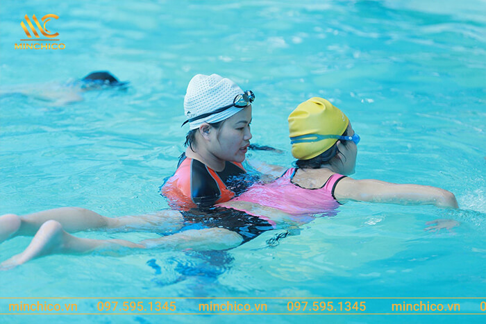 Trung tâm dạy bơi Bảo Sơn Swimming