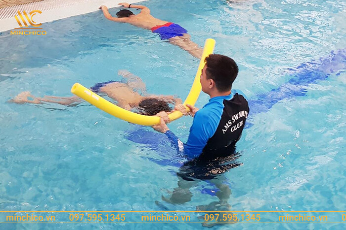 Trung tâm dạy bơi AMS Swimming Club