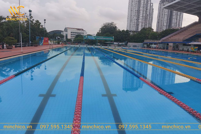 Hồ bơi Phú Thọ – Đánh giá cơ sở vật chất, giá vé, chi phí học bơi mới nhất 2022