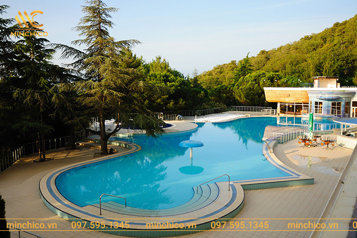 Bể bơi kinh doanh diện tích rộng lớn, thiết kế ấn tượng Bể bơi kinh doanh diện tích rộng lớn, thiết kế ấn tượng